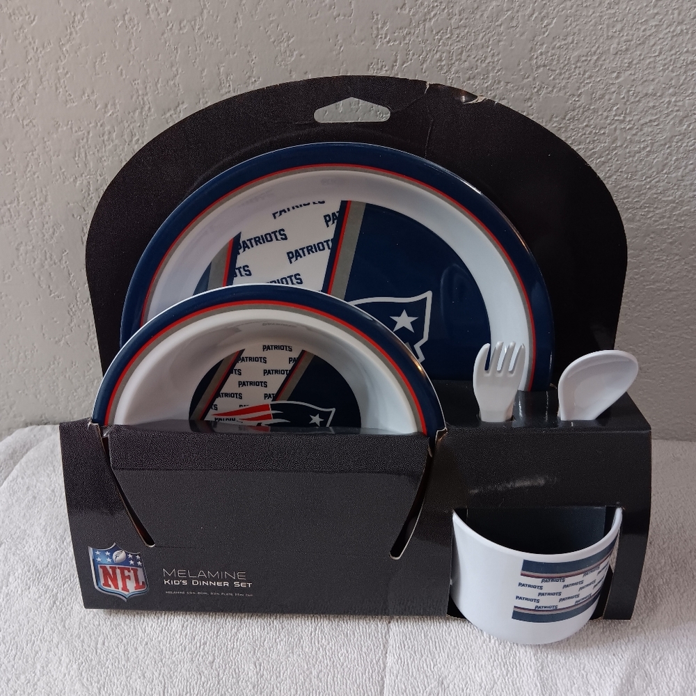 New England Patriots Pats NFL Football Melamine Kids Dinner Set Plate Bowl Cup